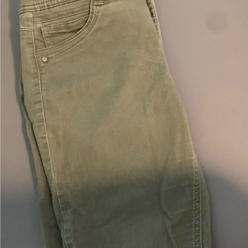 Green stretch skinny jeans